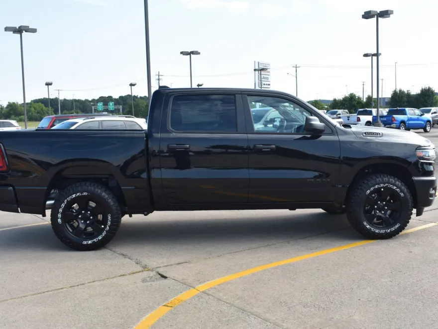 2026 Ram 1500 Warlock photo 1