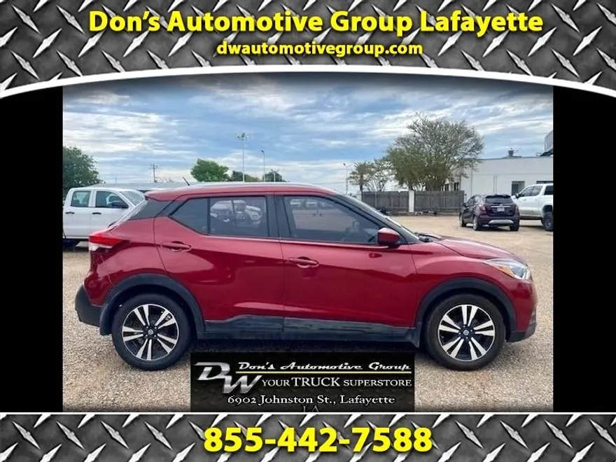 2018 Nissan Kicks SV photo 1