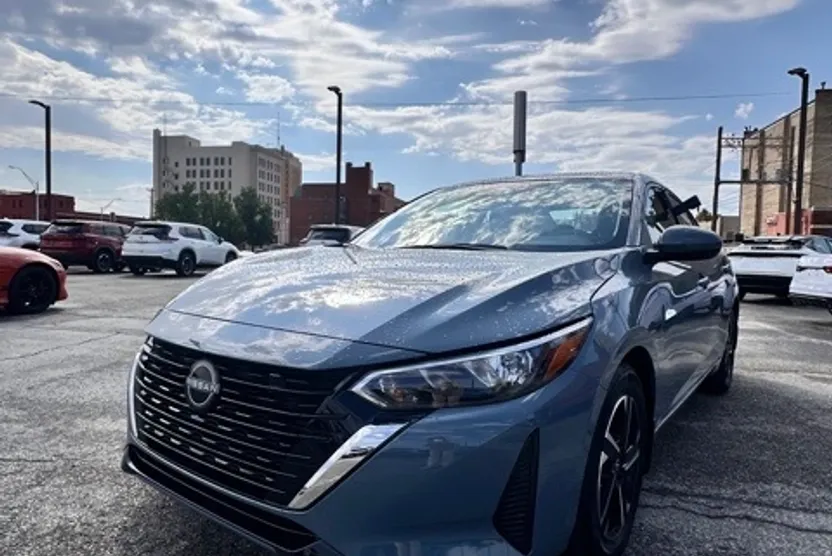2025 Nissan Sentra SV photo 1