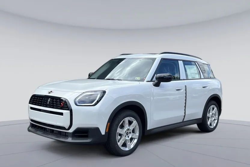 2025 Mini Countryman ALL4 Signature photo 1