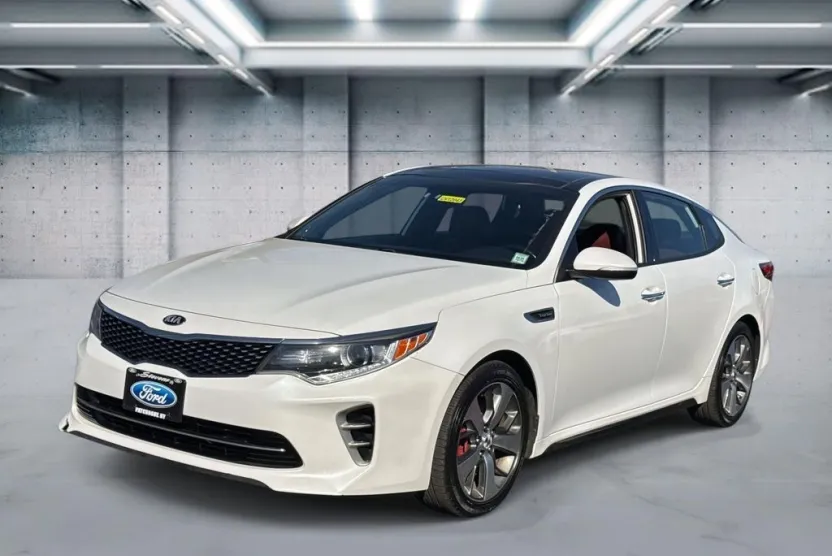 2016 Kia Optima SX Turbo photo 1