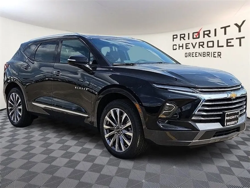 2025 Chevrolet Blazer Premier photo 1