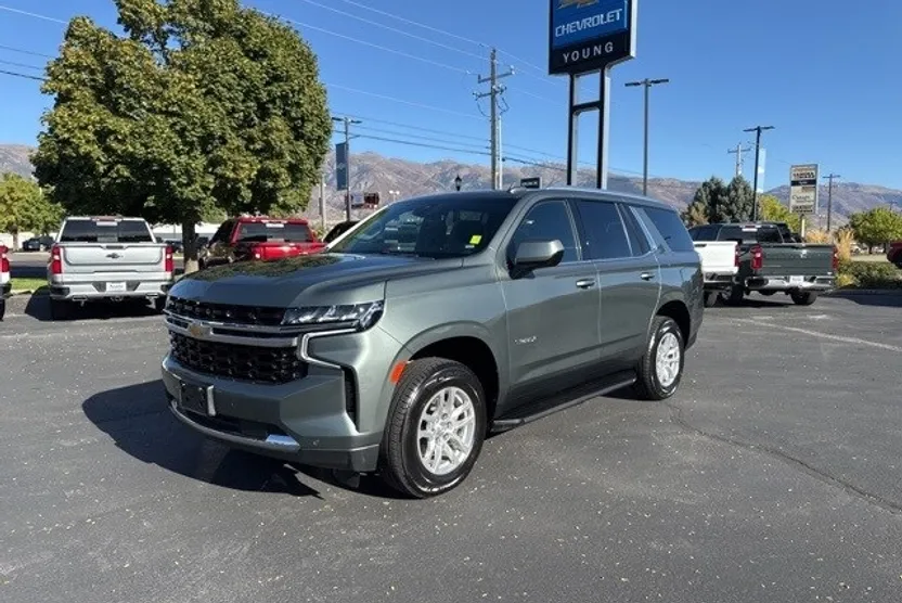 2023 Chevrolet Tahoe LS photo 1