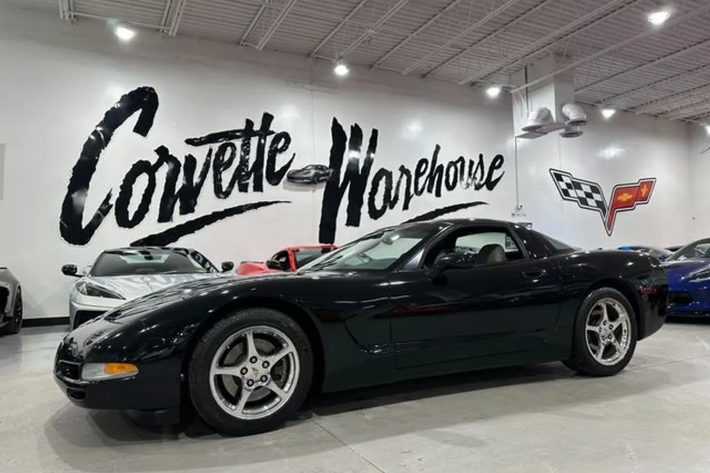 2003 Chevrolet Corvette Z51 photo 1