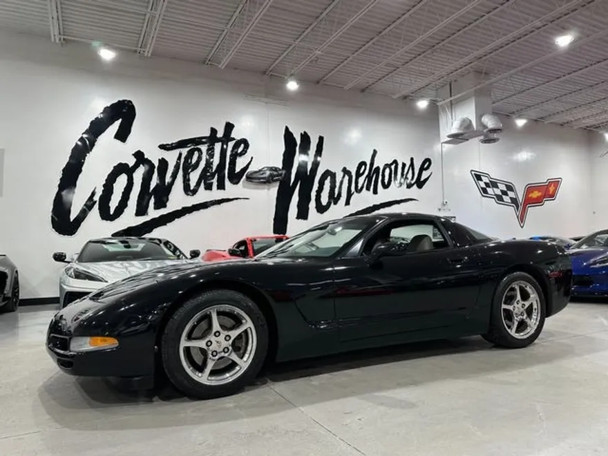 2003 Chevrolet Corvette Z51 photo 1