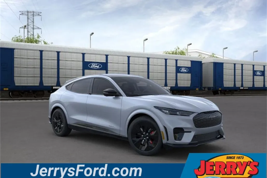 2025 Ford Mustang Mach-E GT photo 1