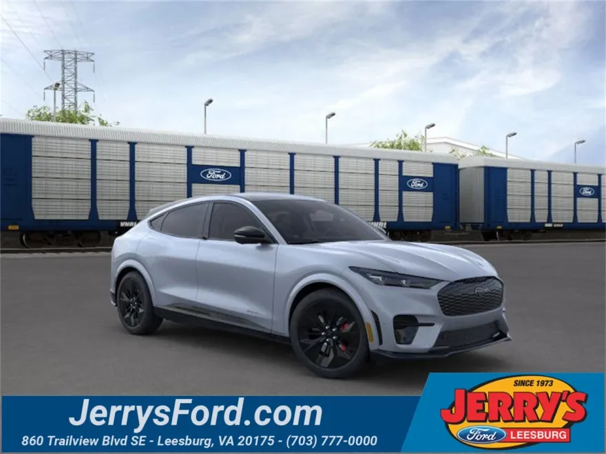 2025 Ford Mustang Mach-E GT photo 1