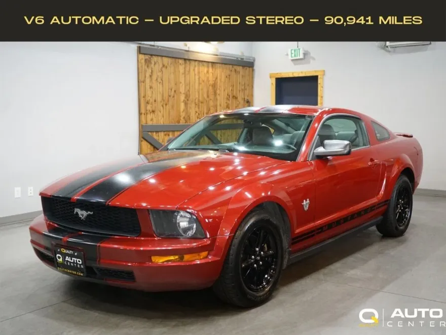2009 Ford Mustang V6 photo 1