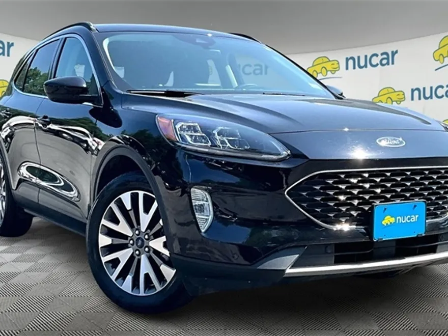 2022 Ford Escape Titanium Hybrid photo 1