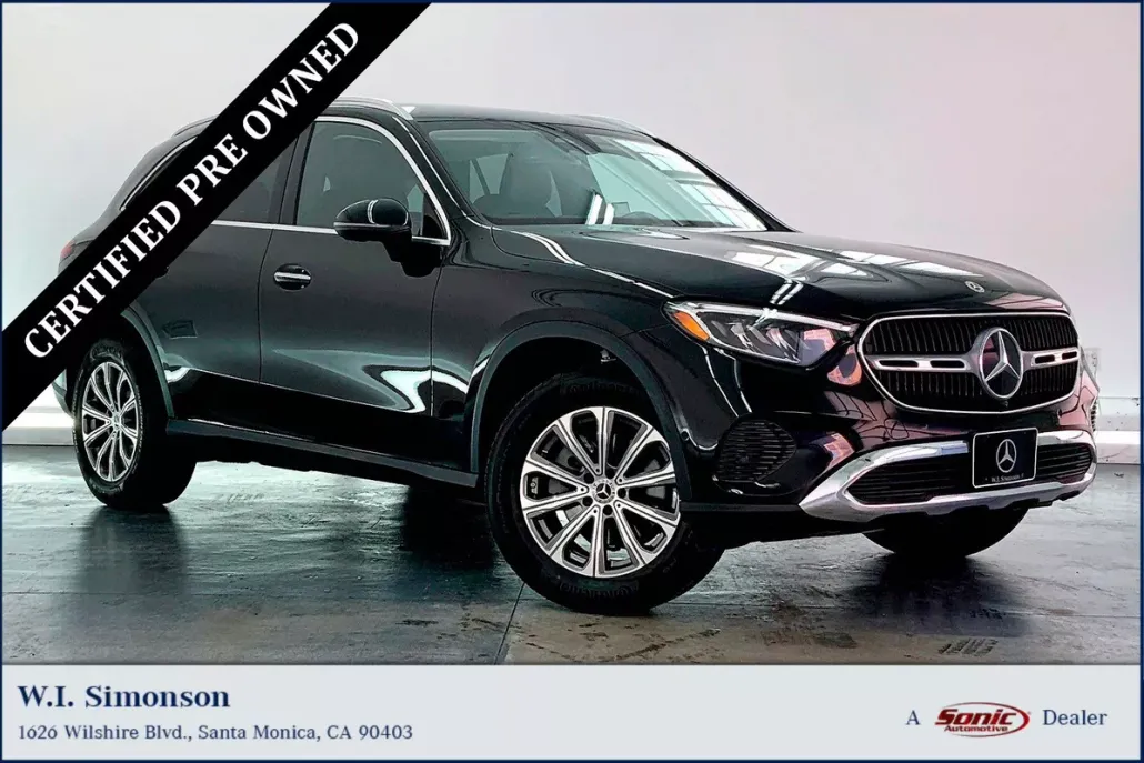 2024 Mercedes Benz GLC 300 photo 1
