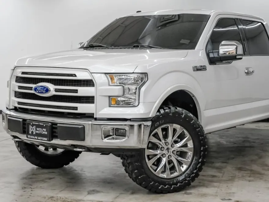 2017 Ford F-150 Lariat photo 1