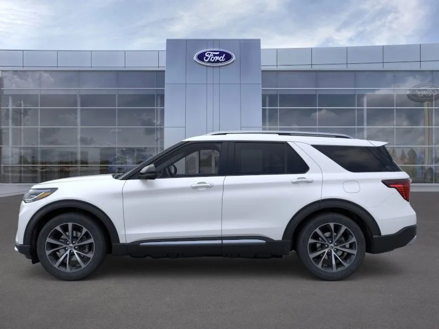 2025 Ford Explorer Platinum photo 1