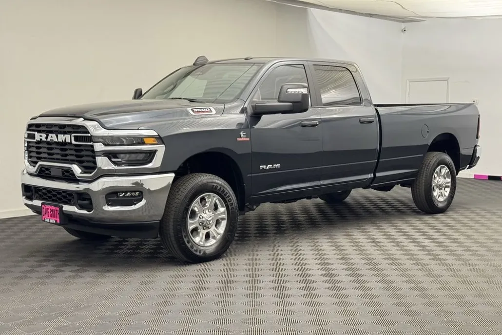 2025 Ram 3500 Big Horn photo 1