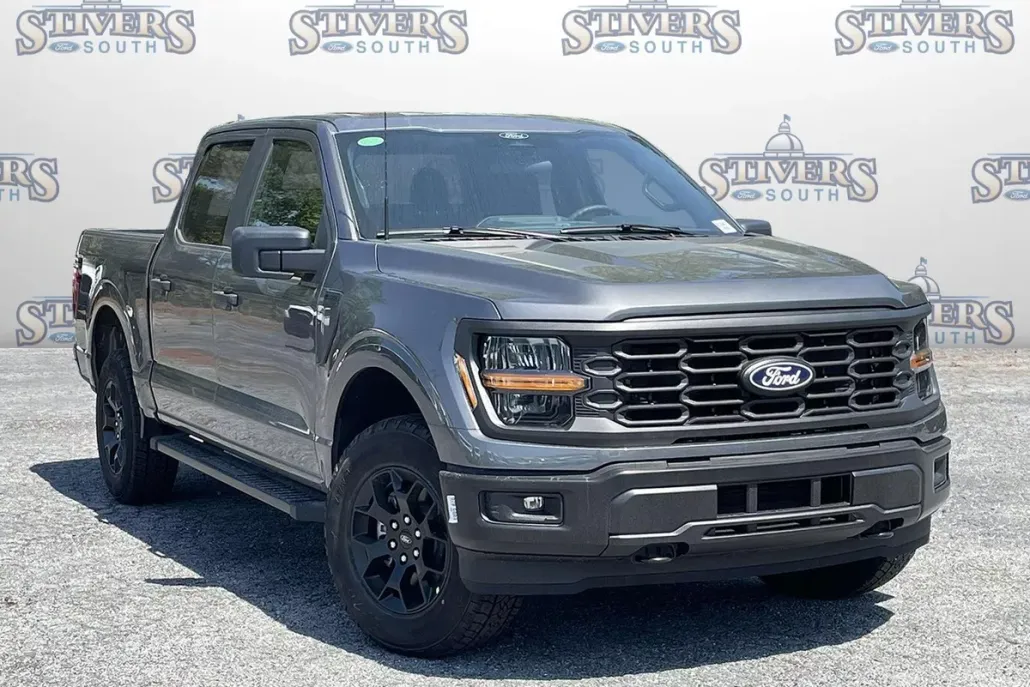 2025 Ford F-150 STX photo 1