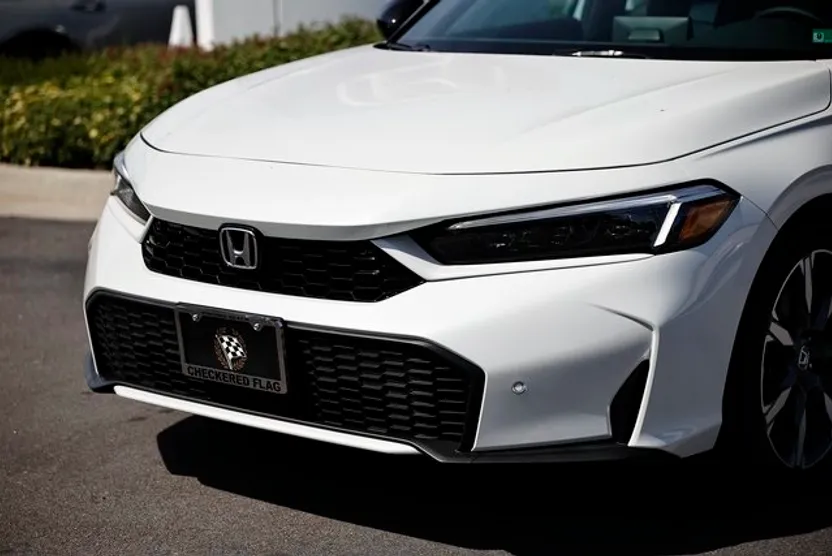 2026 Honda Civic Hybrid Sport Touring photo 1