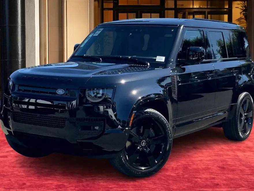 2025 Land Rover Defender 110 X-Dynamic SE photo 1