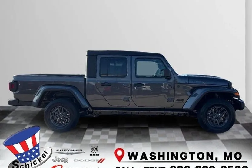 2025 Jeep Gladiator Sport S photo 1