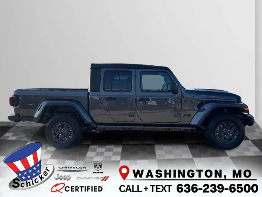 2025 Jeep Gladiator Sport S photo 1