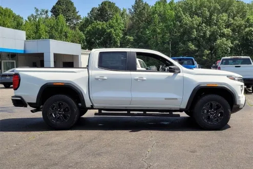 2025 Gmc Canyon Elevation photo 2