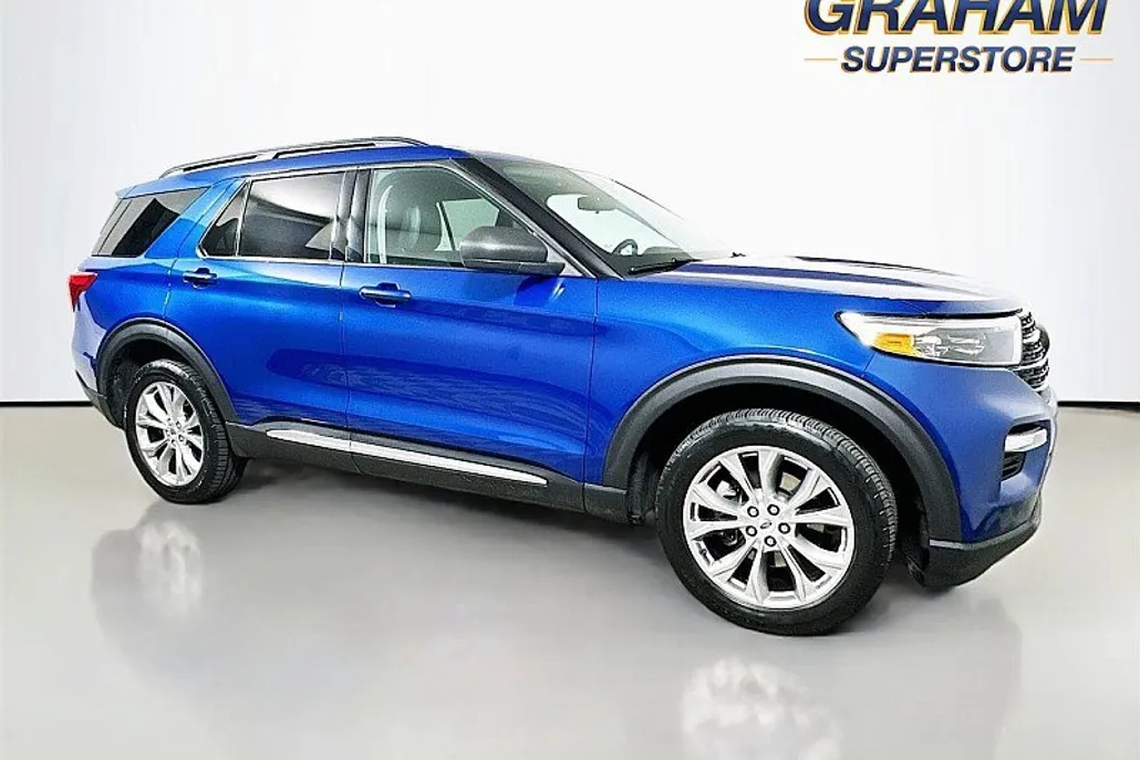 2021 Ford Explorer XLT photo 1