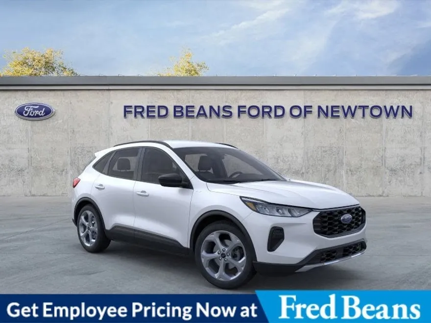 2025 Ford Escape ST-Line photo 1