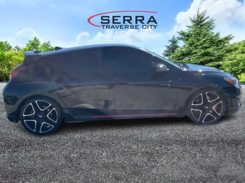 2019 Hyundai Veloster N photo 4