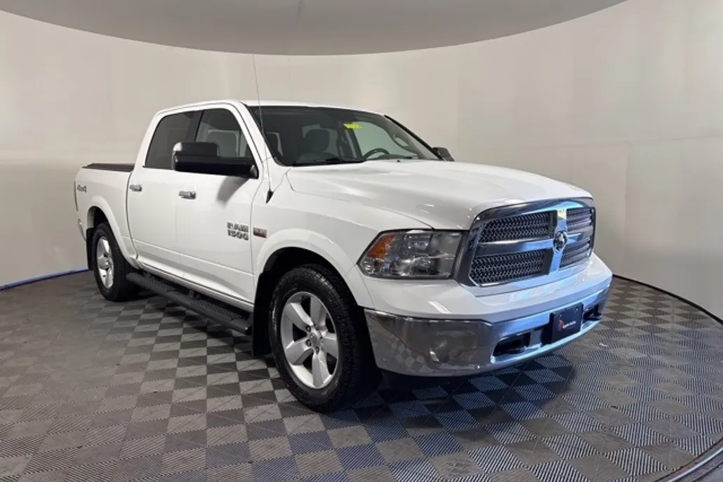 2018 Ram 1500 SLT photo 1