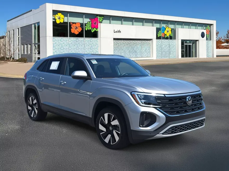 2024 Volkswagen Atlas Cross Sport SE Technology photo 1