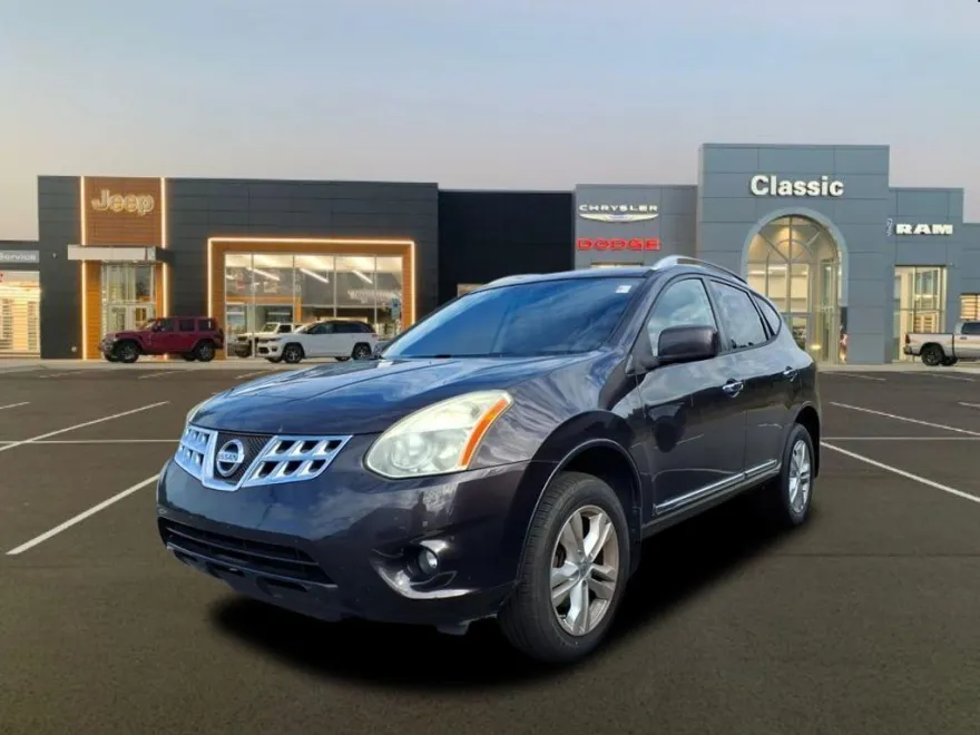 2012 Nissan Rogue SV photo 1