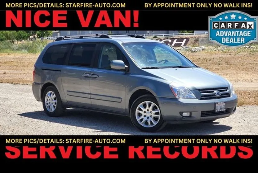2008 Kia Sedona EX photo 1