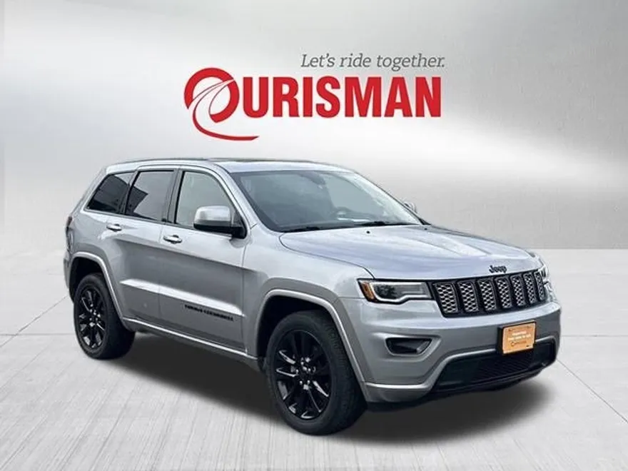 2020 Jeep Grand Cherokee Laredo Altitude photo 1