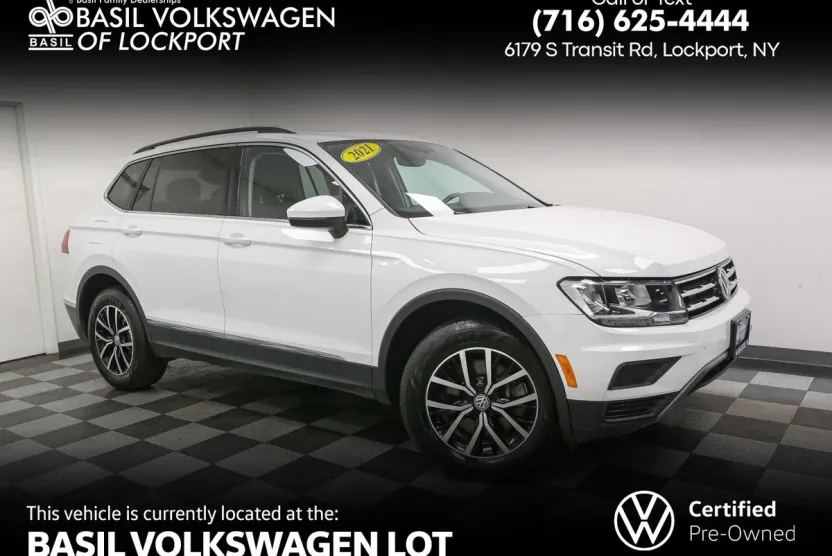 2021 Volkswagen Tiguan SE photo 1