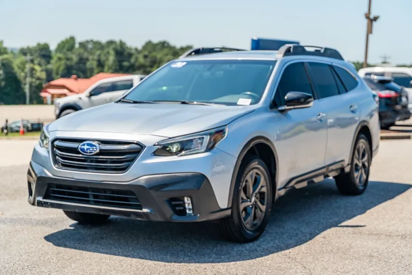 2020 Subaru Outback Onyx Edition XT photo 1