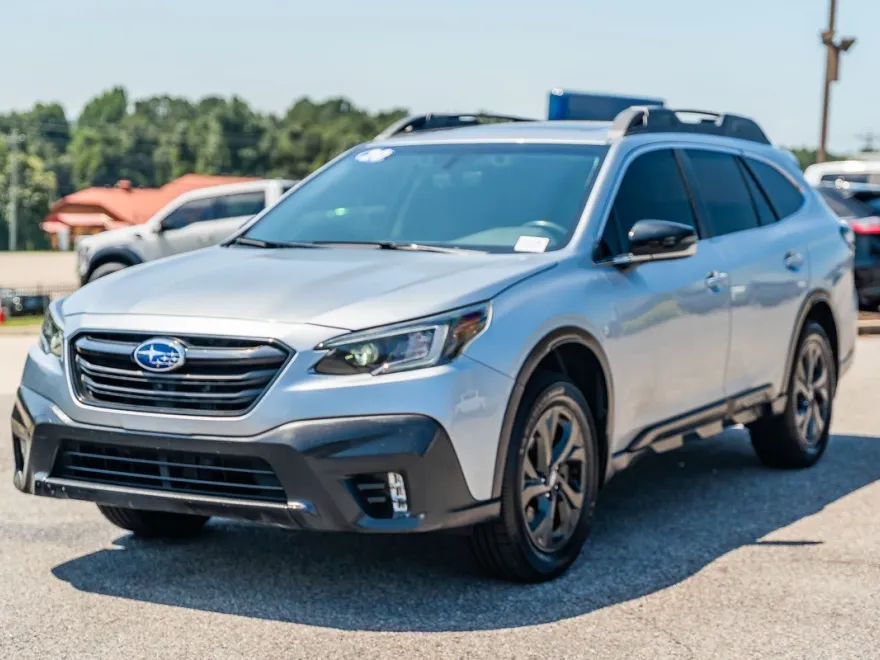 2020 Subaru Outback Onyx Edition XT photo 1