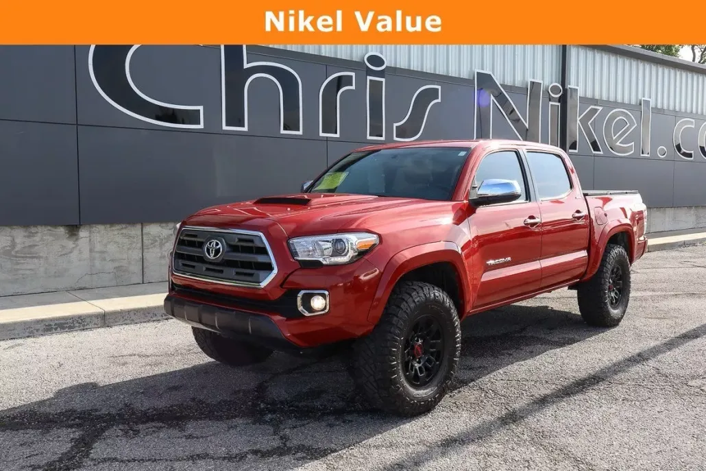 2017 Toyota Tacoma Limited photo 1