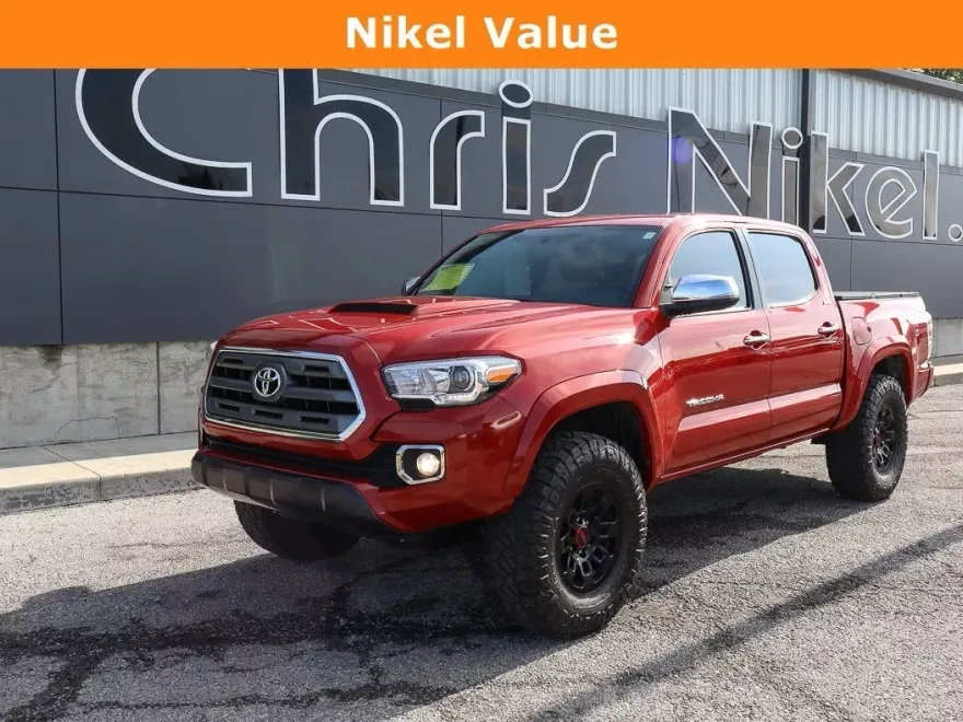 2017 Toyota Tacoma Limited photo 1