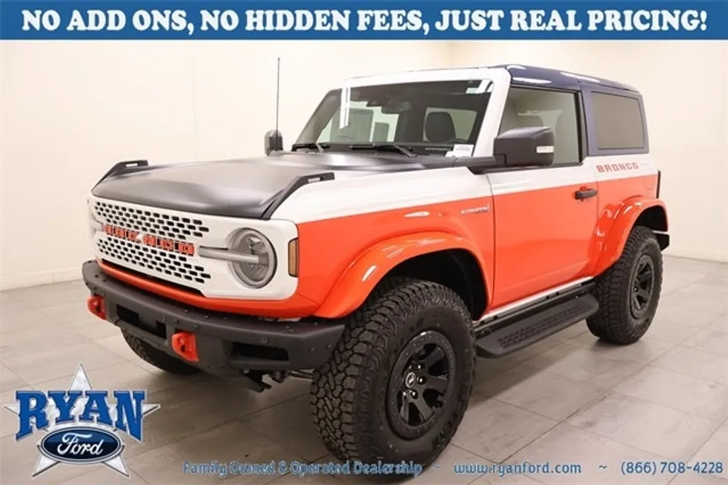 2025 Ford Bronco First Edition photo 1