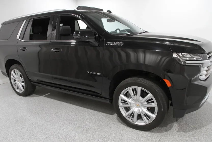 2023 Chevrolet Tahoe High Country photo 1