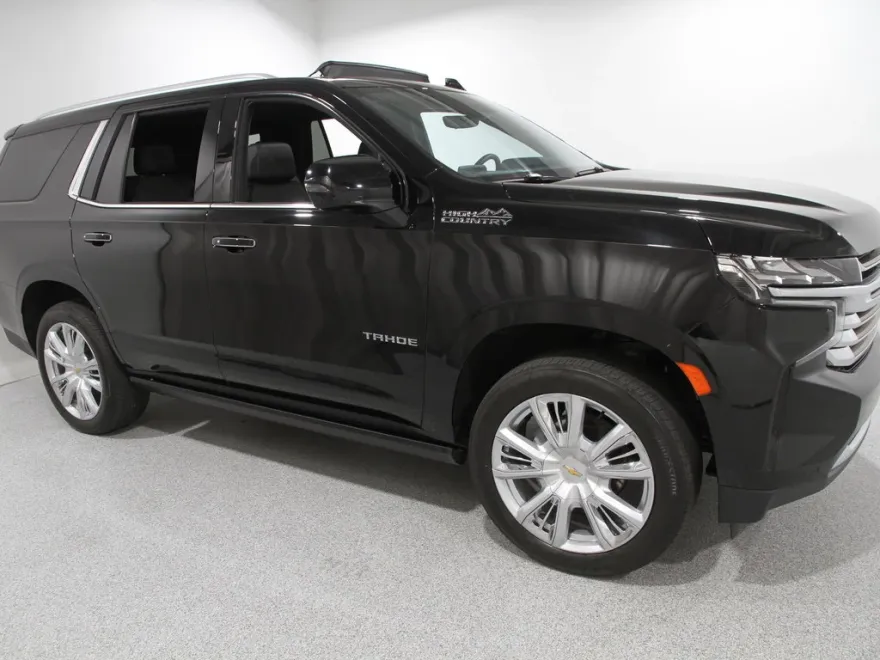 2023 Chevrolet Tahoe High Country photo 1
