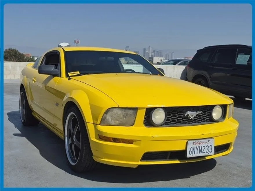 2006 Ford Mustang GT Deluxe photo 1