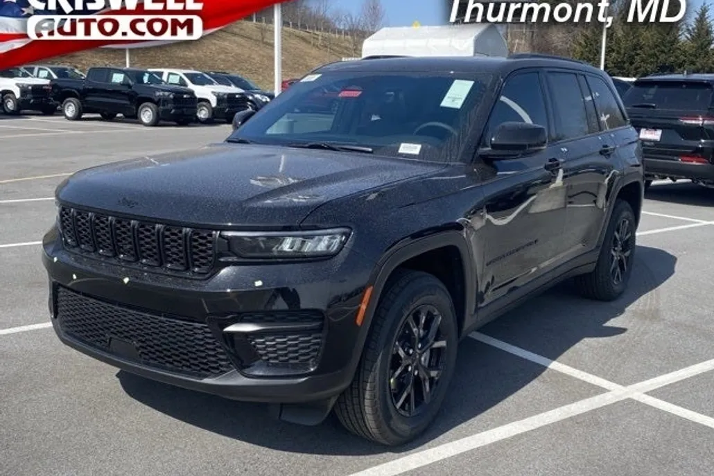 2025 Jeep Grand Cherokee Altitude photo 1