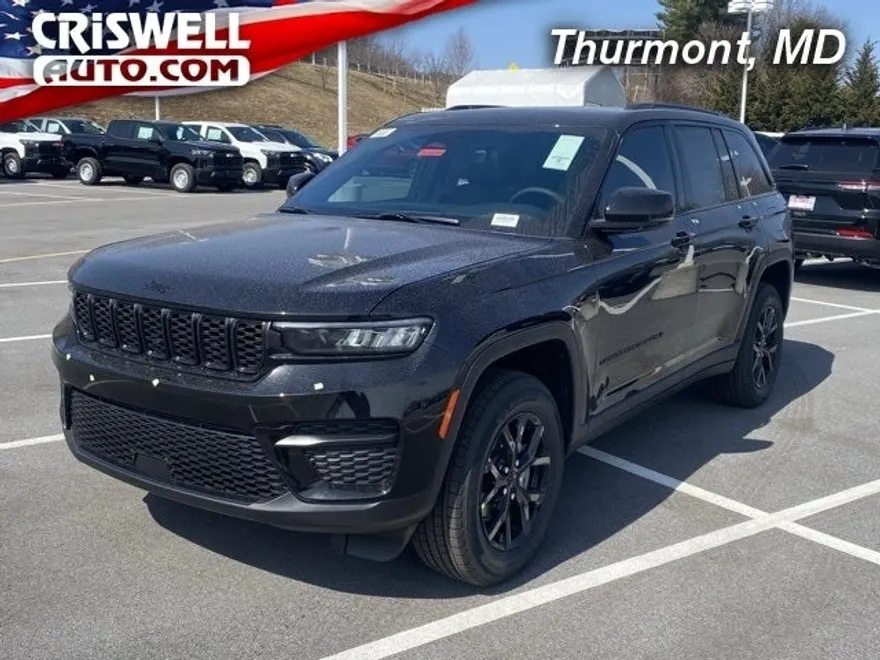 2025 Jeep Grand Cherokee Altitude photo 1