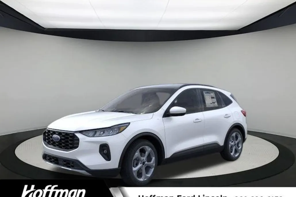 2025 Ford Escape Hybrid ST-Line Select photo 1