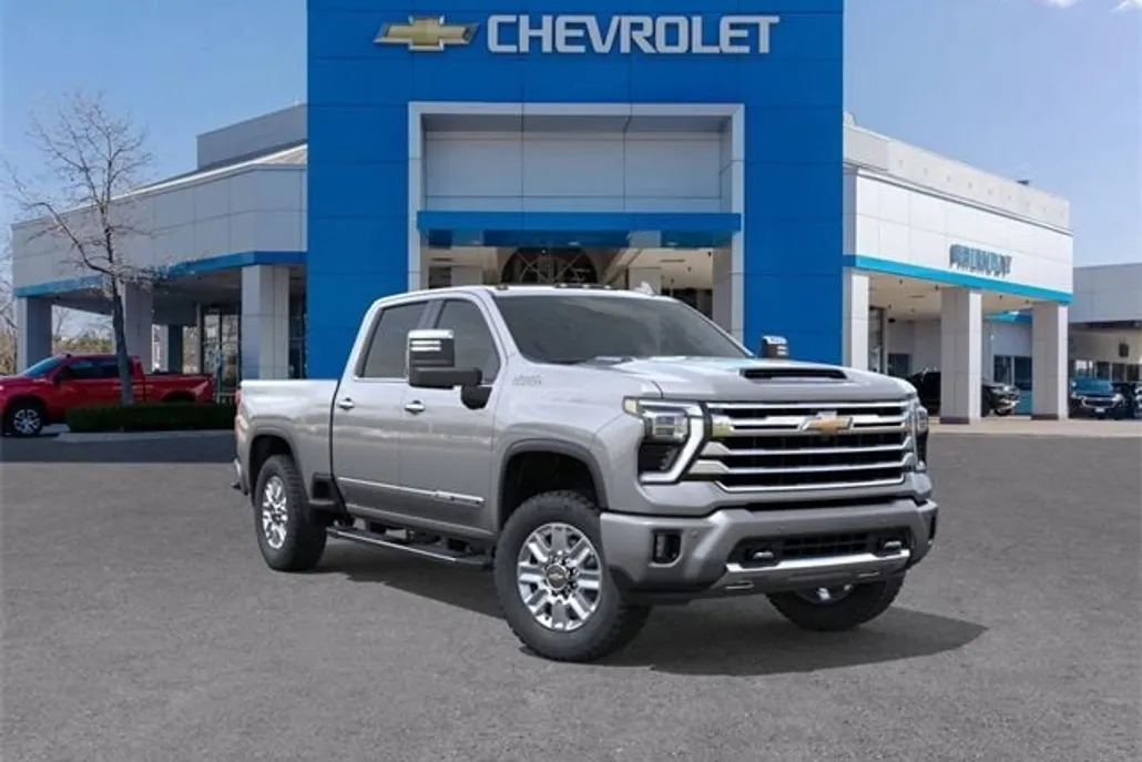 2025 Chevrolet Silverado 2500HD High Country photo 1