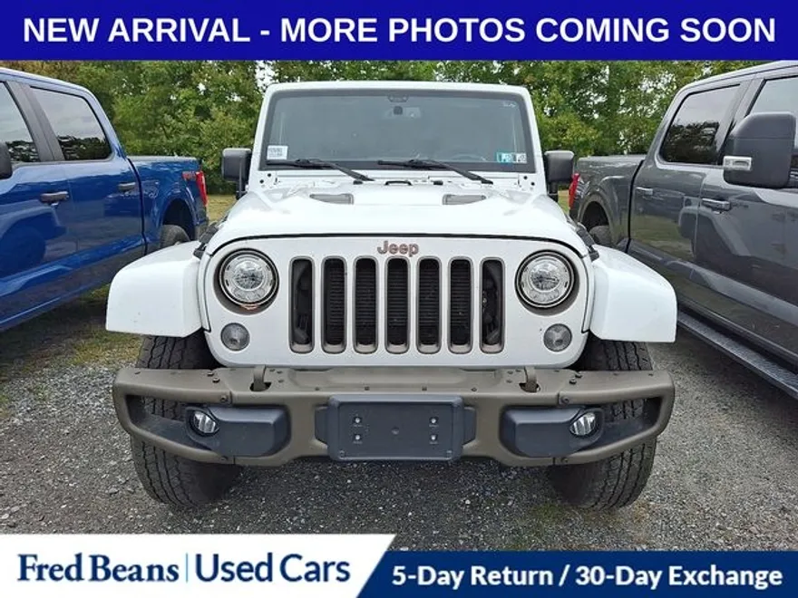 2017 Jeep Wrangler Unlimited Sahara photo 1