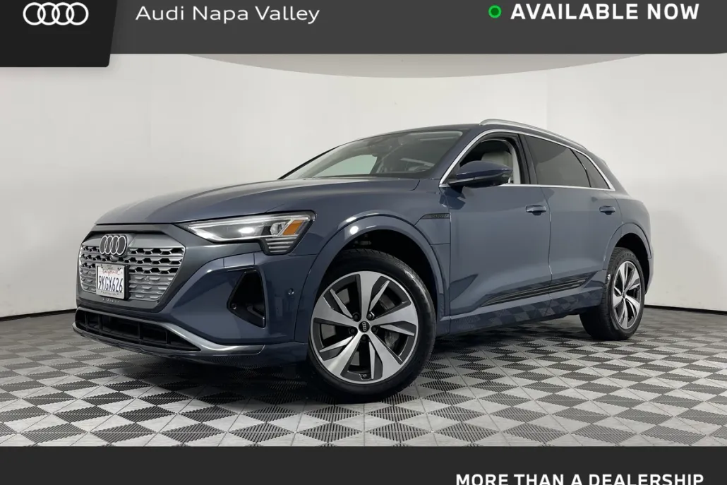 2024 Audi Q8 E-tron Premium Plus photo 1