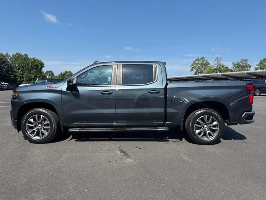 2021 Chevrolet Silverado 1500 RST photo 1