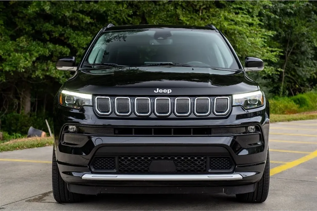 2022 Jeep Compass Limited photo 1