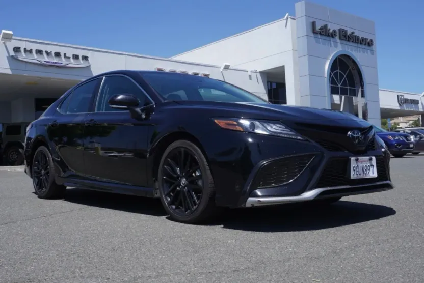 2023 Toyota Camry XSE photo 1