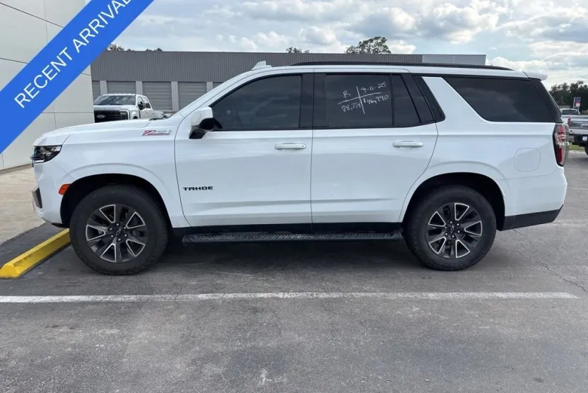 2021 Chevrolet Tahoe Z71 photo 1